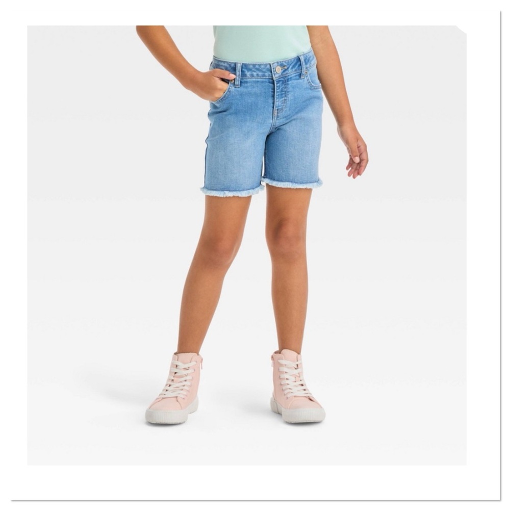 Girl’s Mid-Rise Cut Off Jean Shorts Cat & Jack